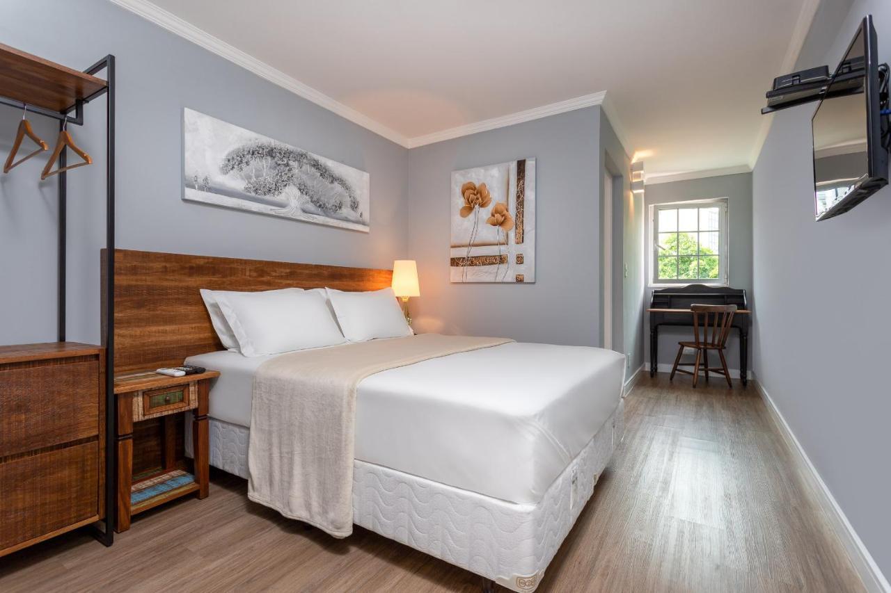 Hotel Pacaembu 3*